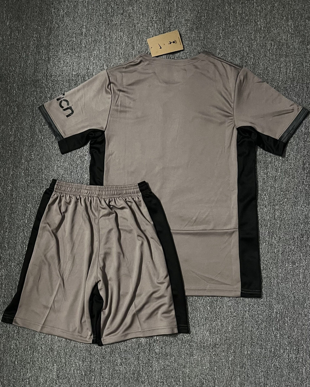 TOTTENHAM Erwachsenen-Trikot