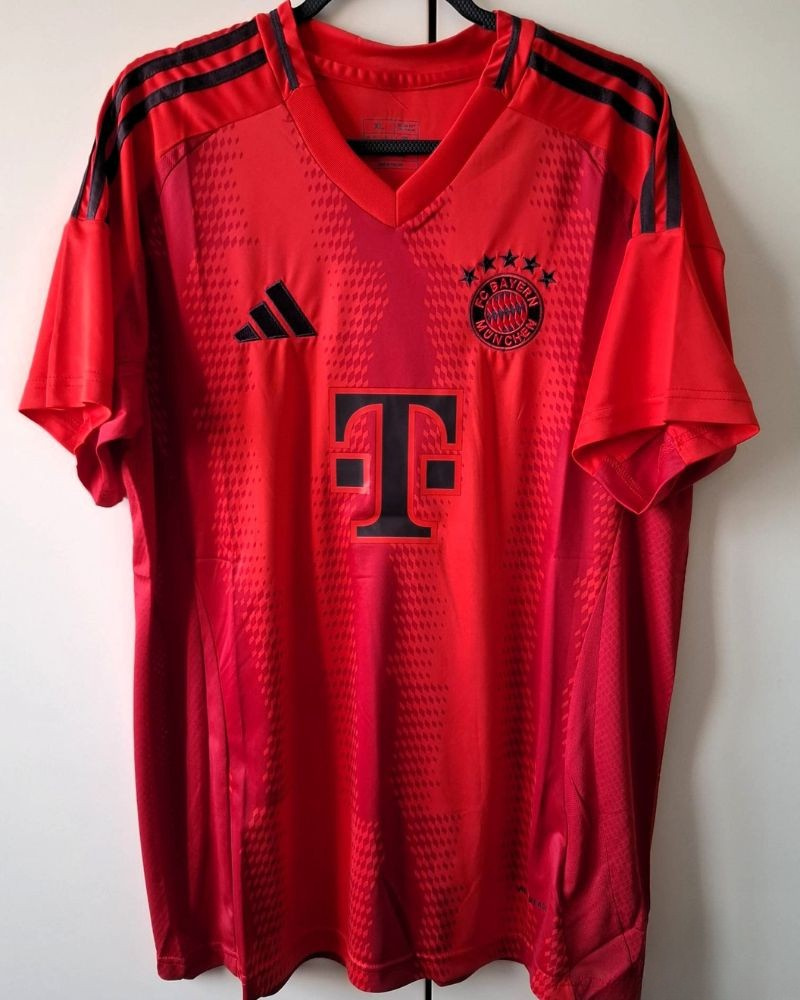 MULLER THOMAS 2024-25 (Bay M)