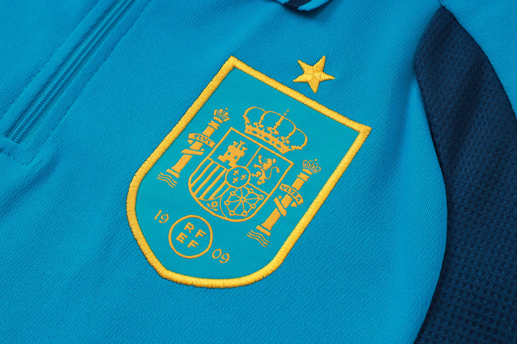 Polo + Shorts Spanien