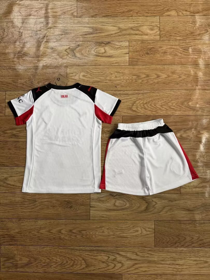 MILAN Kindertrikot-Set 2025/26