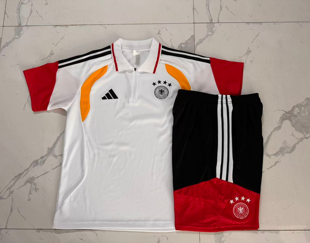 Poloshirt + kurze Hose Germania