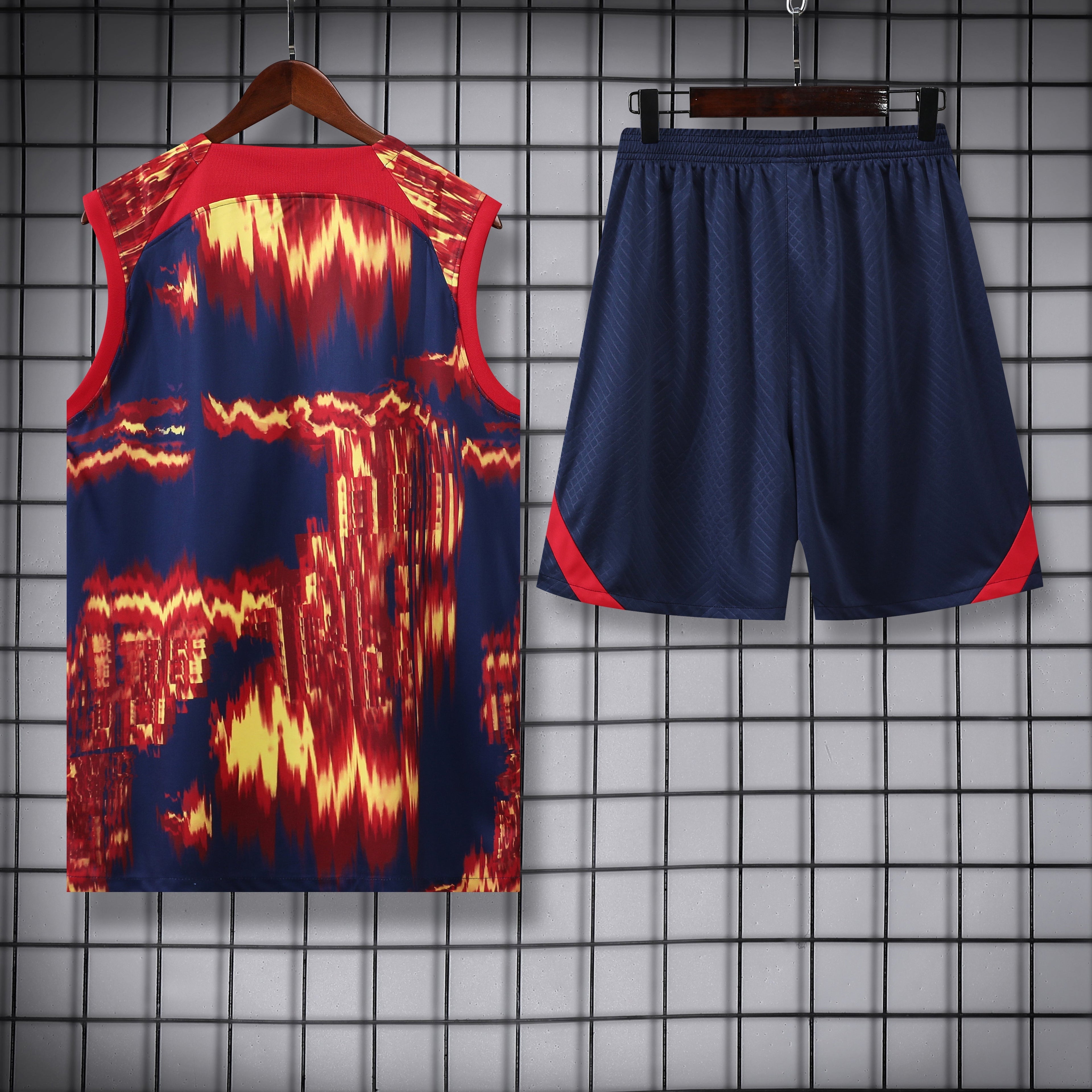 TANK TOP + SHORTS LEIPZG