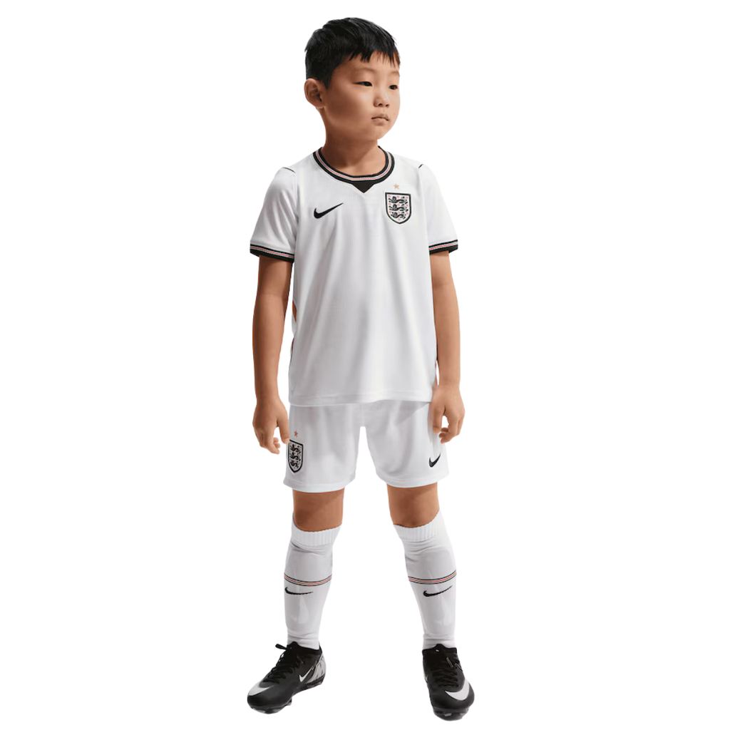 Kinder-Set England Heim 2026