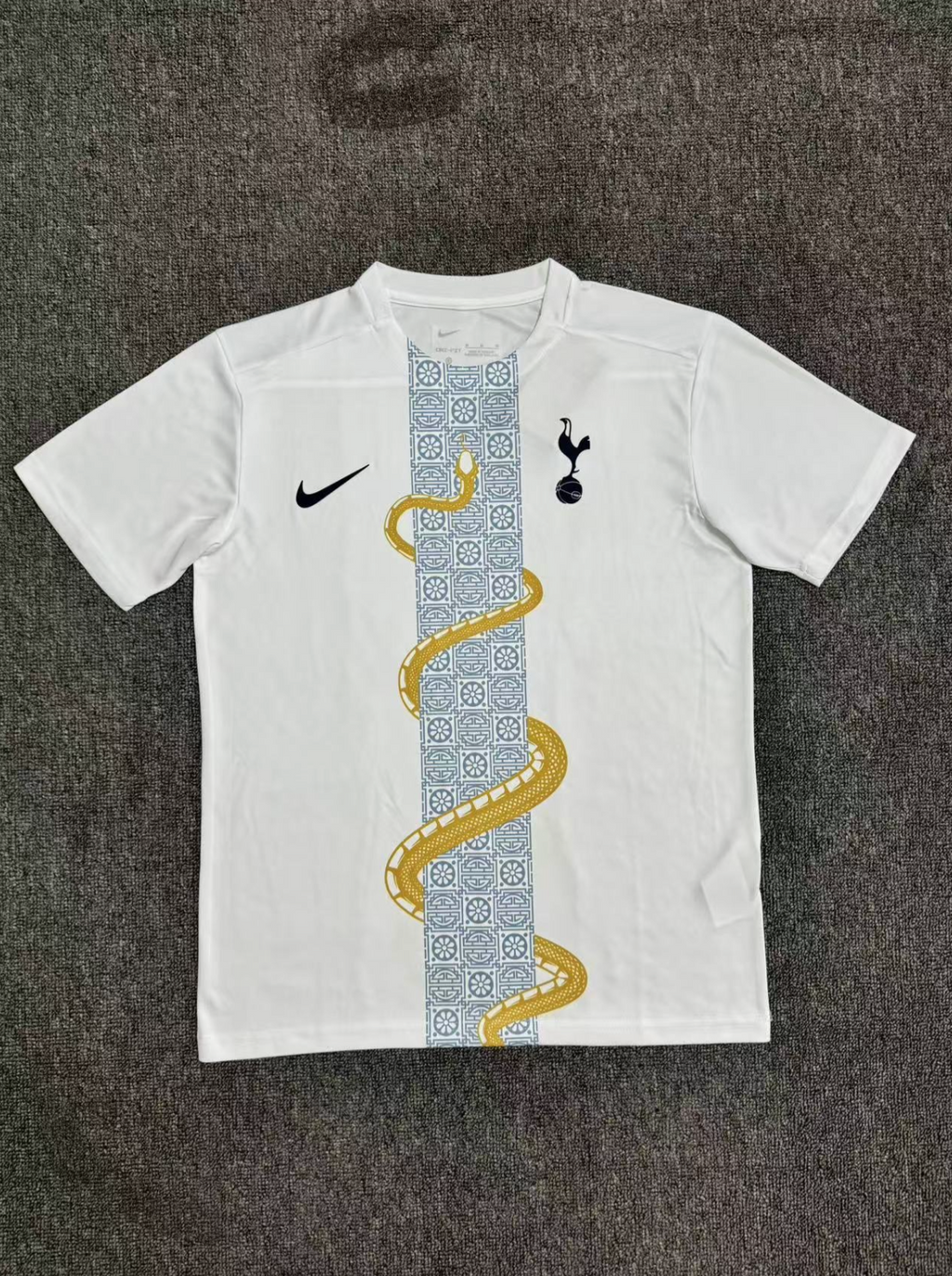 TOTTENHAM TRIKOT 2025-26