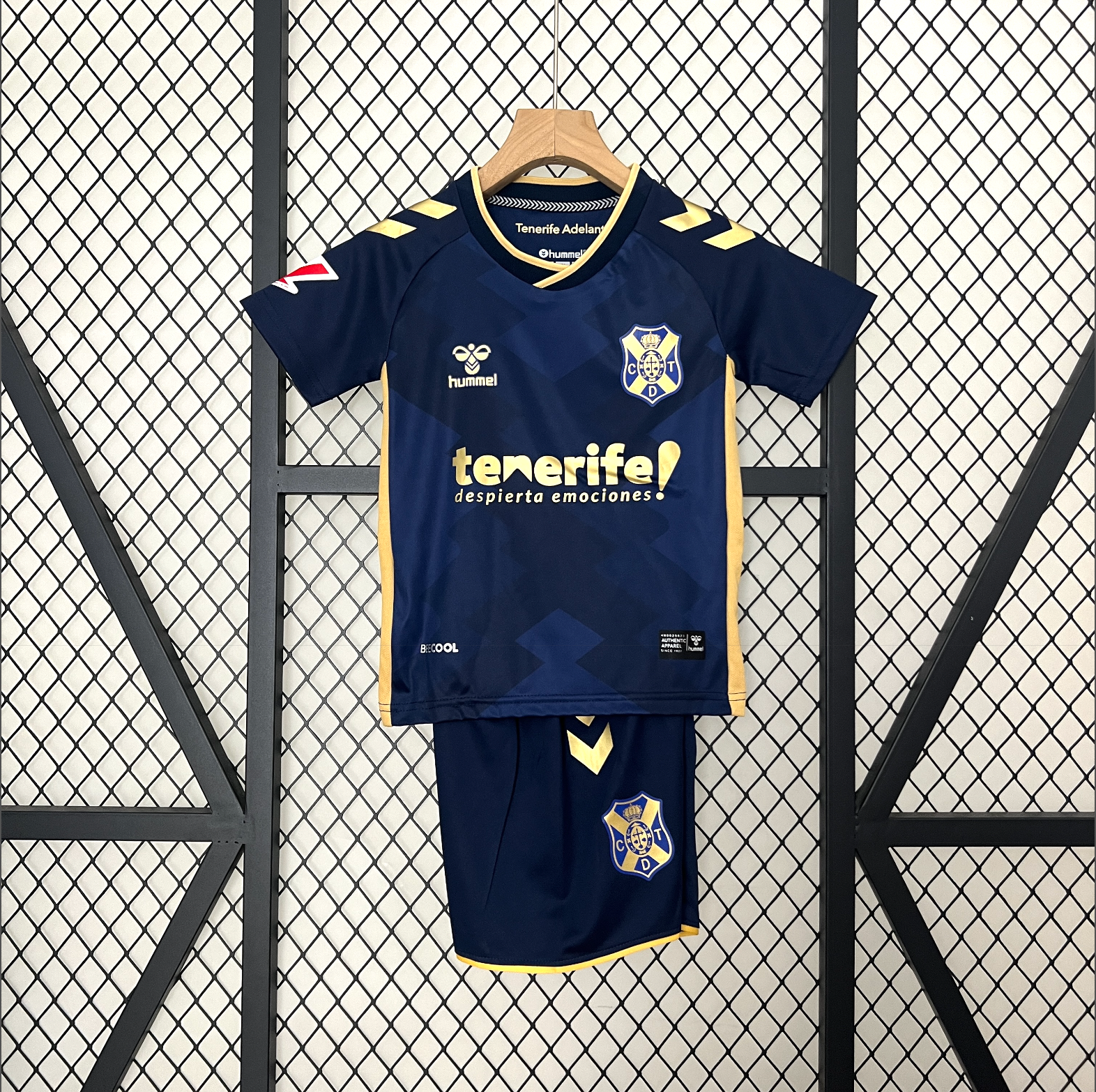 TENERIFE kid kit