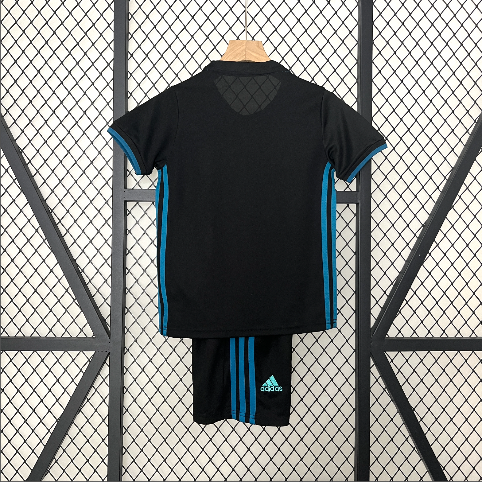 REAL MADRID kid kit