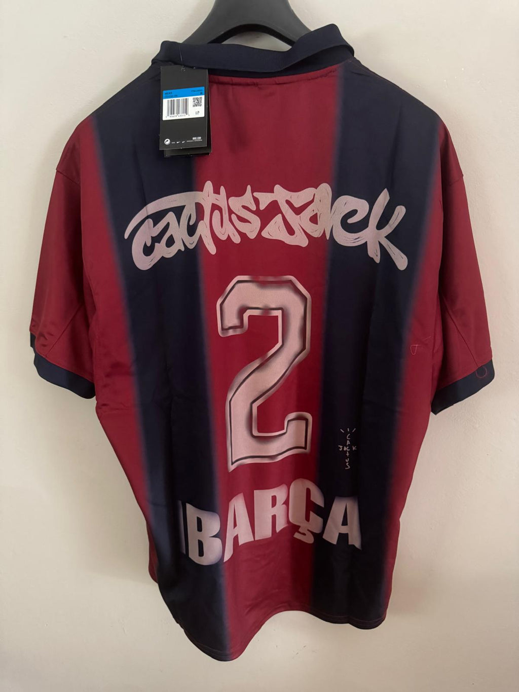 TRAVIS SCOTT SONDERAUSGABE ROT BARCELONA