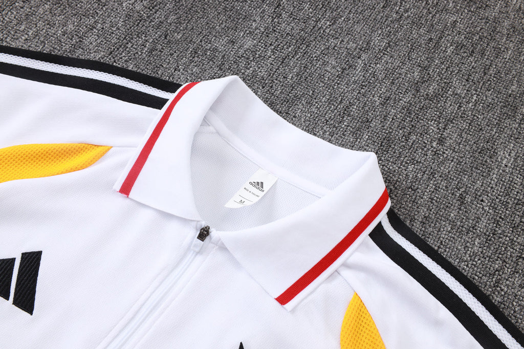 Poloshirt + kurze Hose Germania