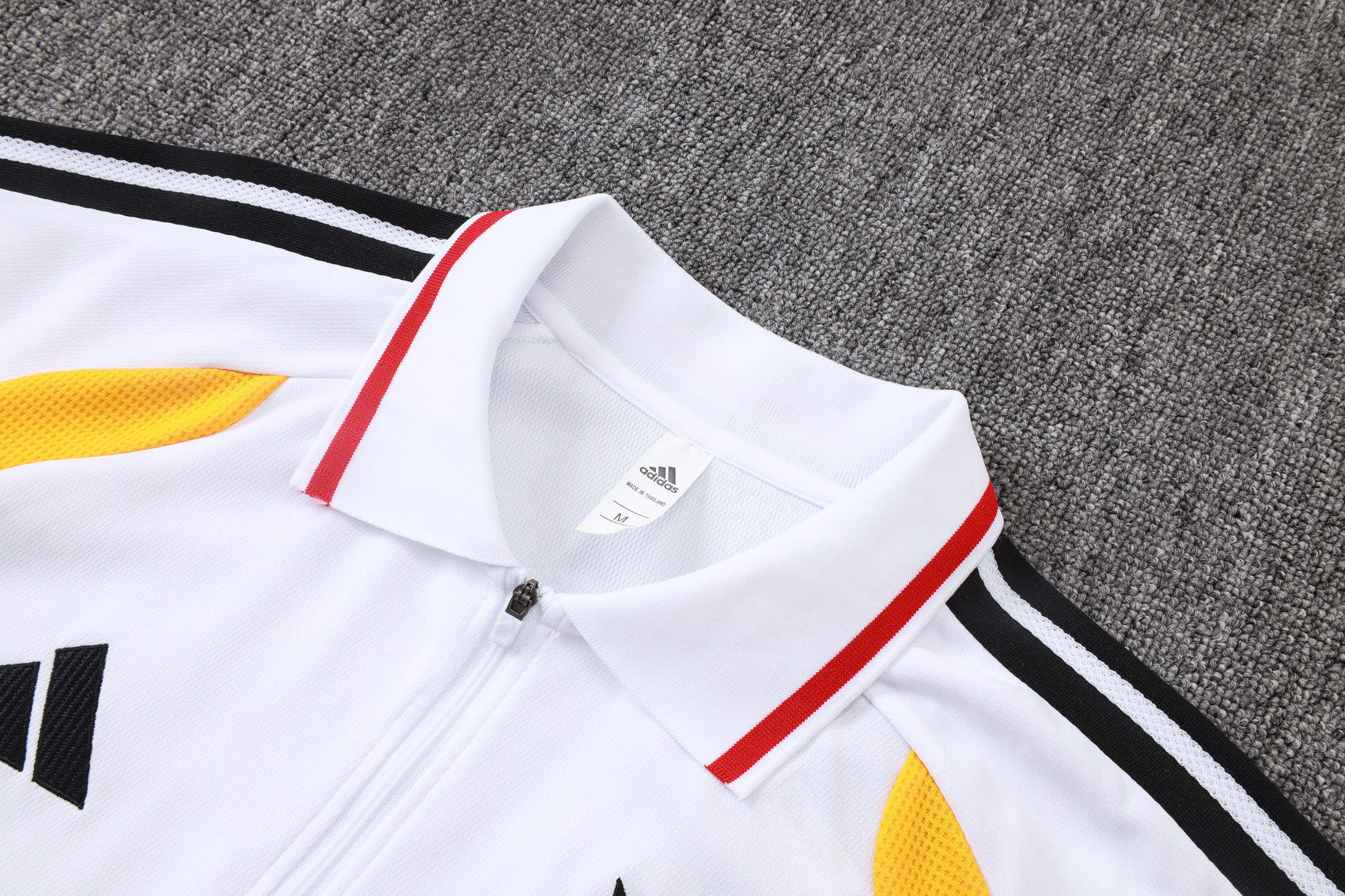 Poloshirt + kurze Hose Germania