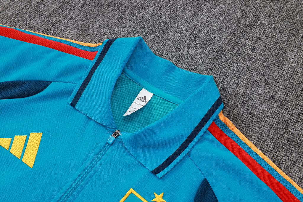 Polo + Shorts Spanien